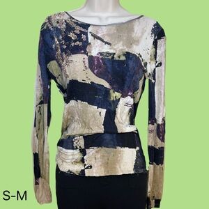 Y2K women’s embellished long sleeve top